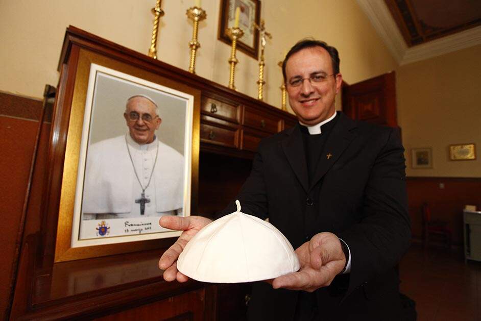 Acusado de abuso sexual, Padre Leandro é demitido pelo Papa Francisco