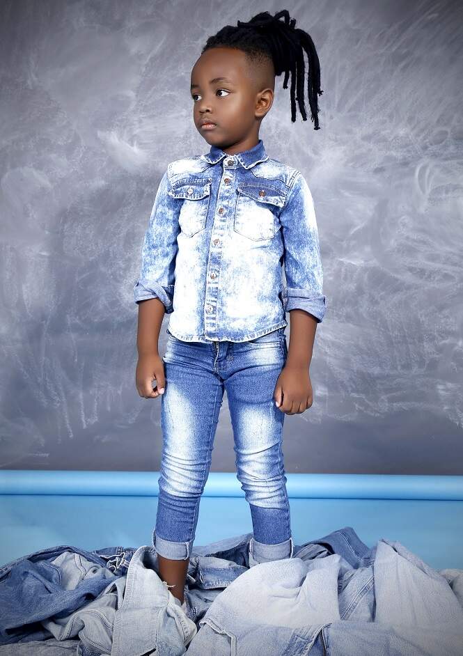 moda jeans infantil