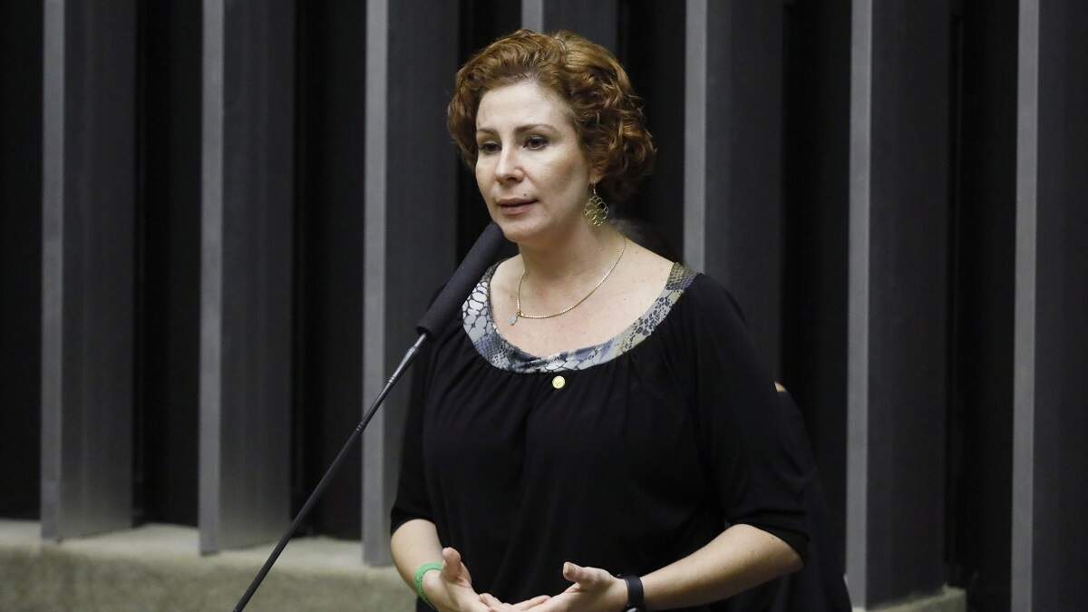 Carla Zambelli depõe à PF no dia 13 sobre denúncias de Moro contra Bolsonaro