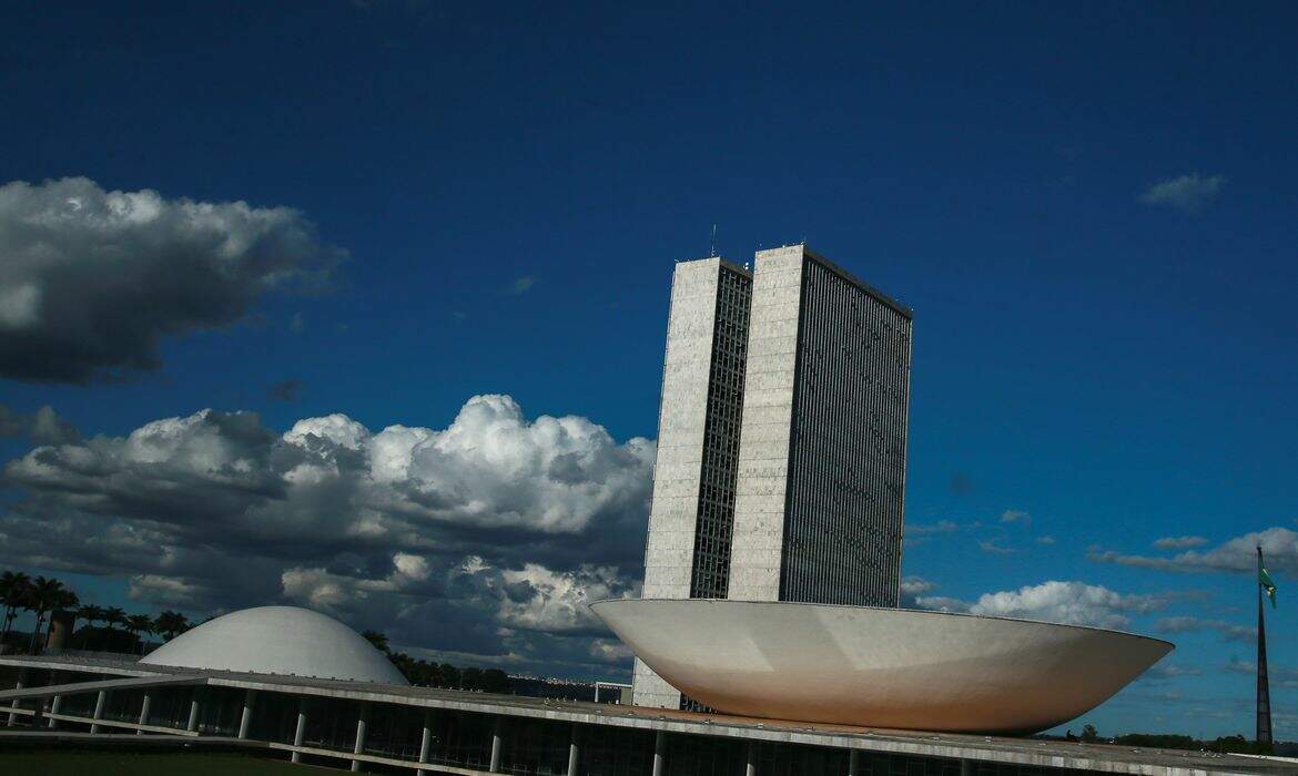Brasil cai para 96º lugar em ranking de corrupção da Transparência Internacional