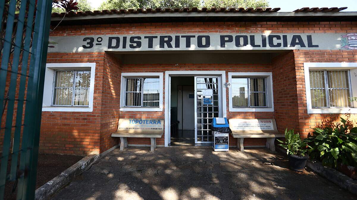 Delegacias policiais da região estão sem contrato para limpeza
