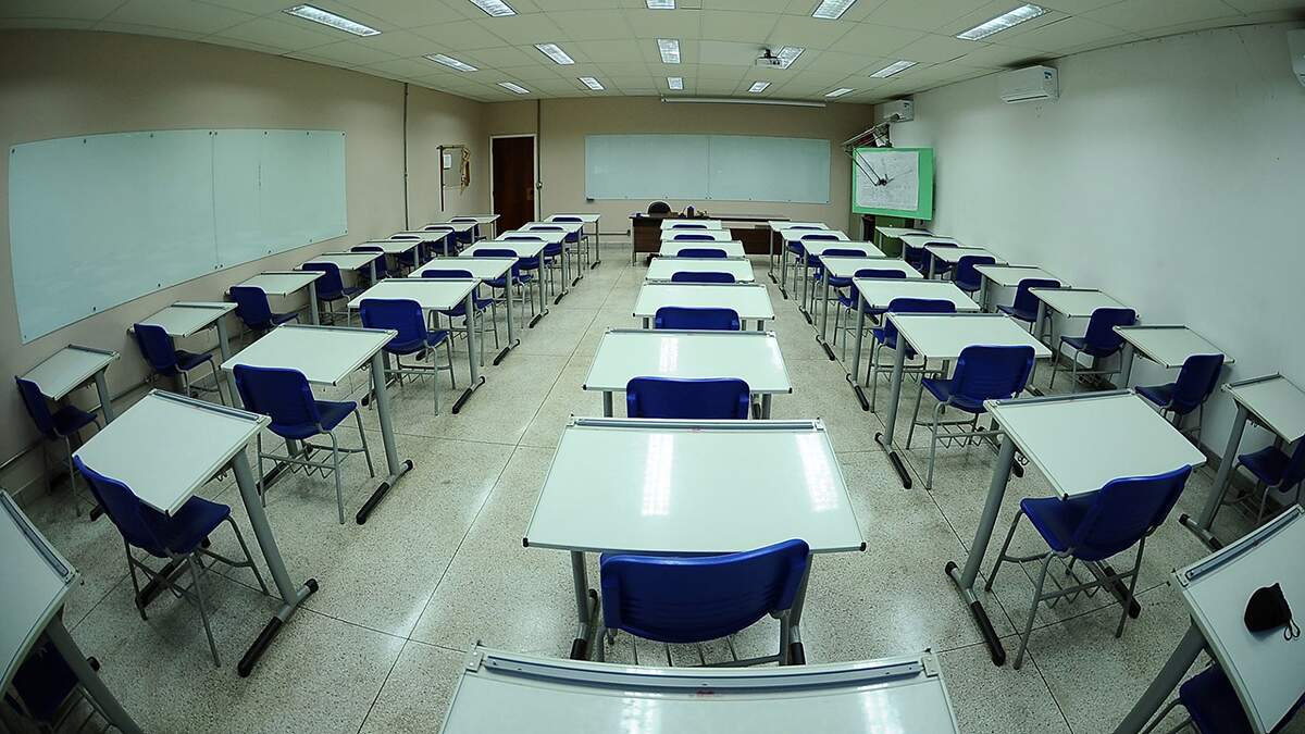 Cotil abre concurso público para contratar professores temporários