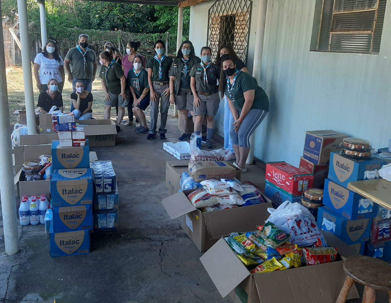 Escoteiros de Americana arrecadam 1,8 toneladas de alimentos para doação