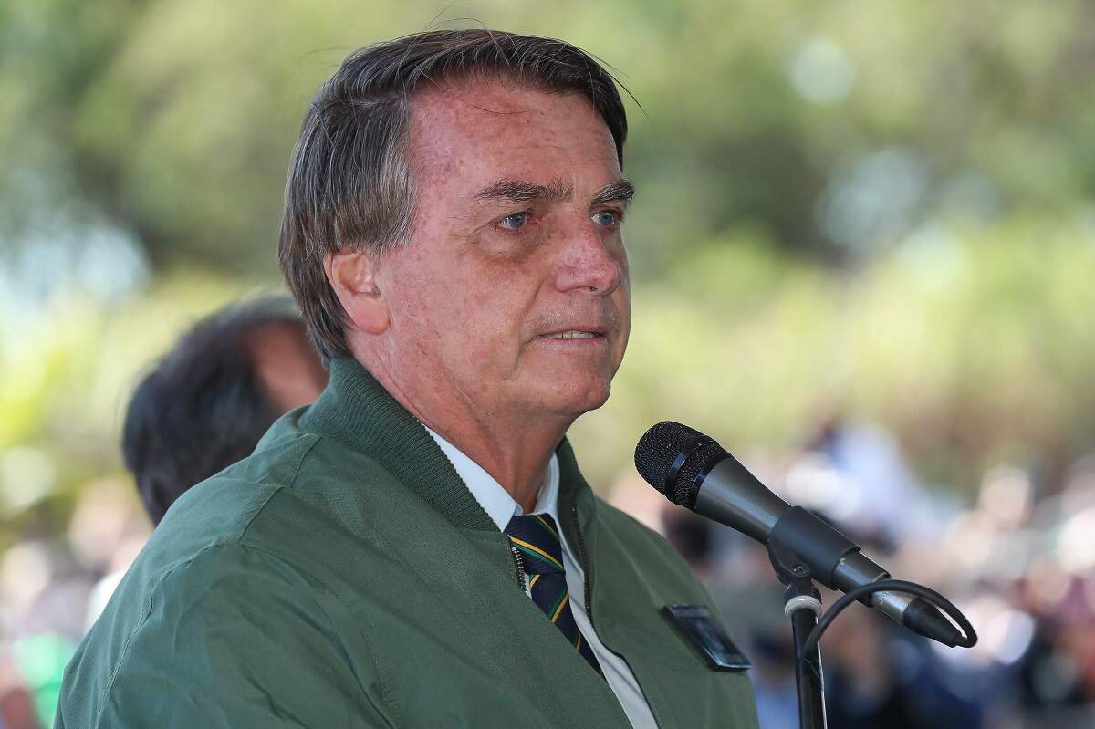 Bolsonaro: botijão de gás poderia ser vendido a R$ 60 ou R$ 70 no máximo