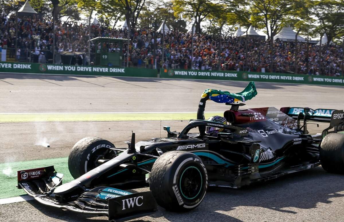 Hamilton iguala número de vitórias de brasileiros na história da Fórmula 1