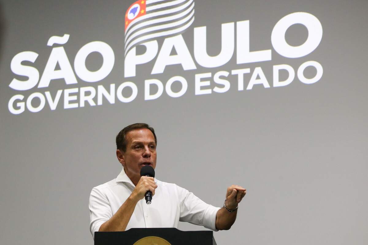 Em reunião do PSDB, deputado diz haver pressão para apoio a Bolsonaro