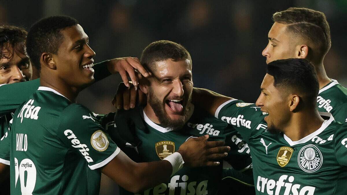 Palmeiras ganha do Juventude fora de casa e encosta no topo do Brasileirão