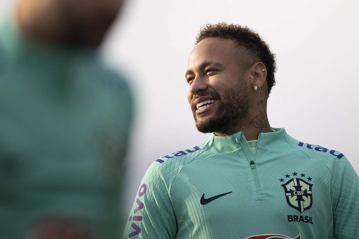 Al Hilal agora quer Neymar e oferece salário de R$ 2 mil por