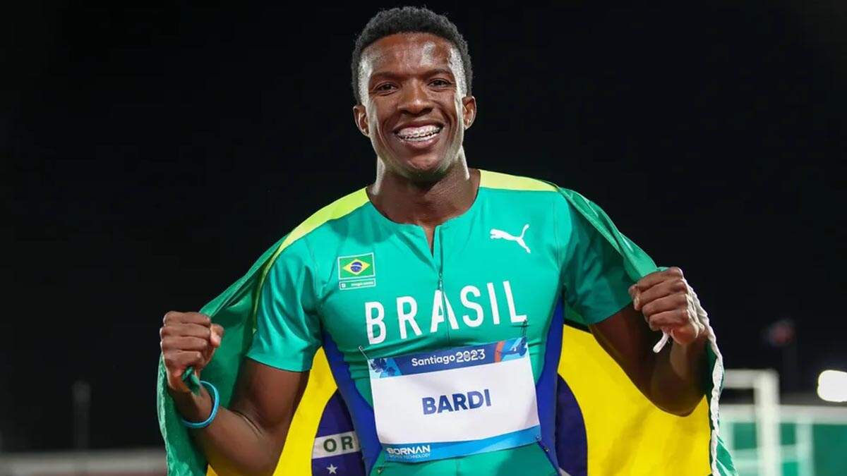 Felipe Bardi gana medalla de plata en carrera de 100 m en Chile