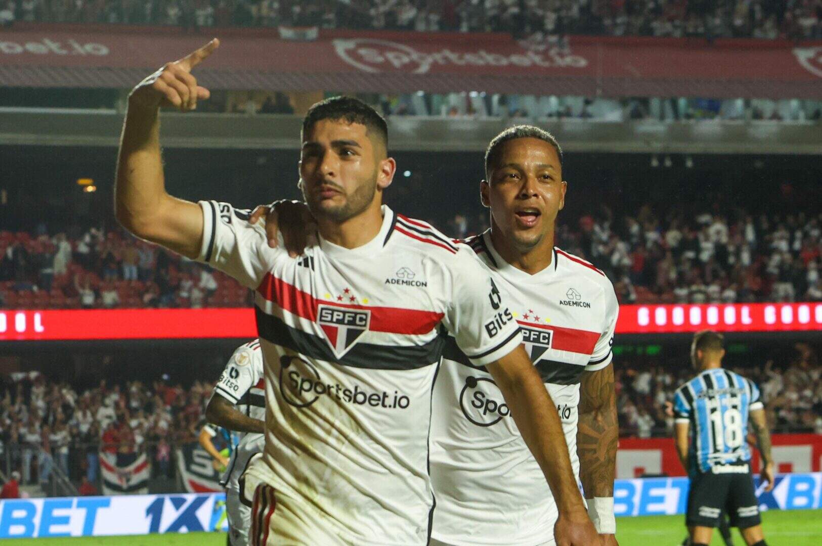 São Paulo volta a jogar no Morumbi contra o Grêmio pelo