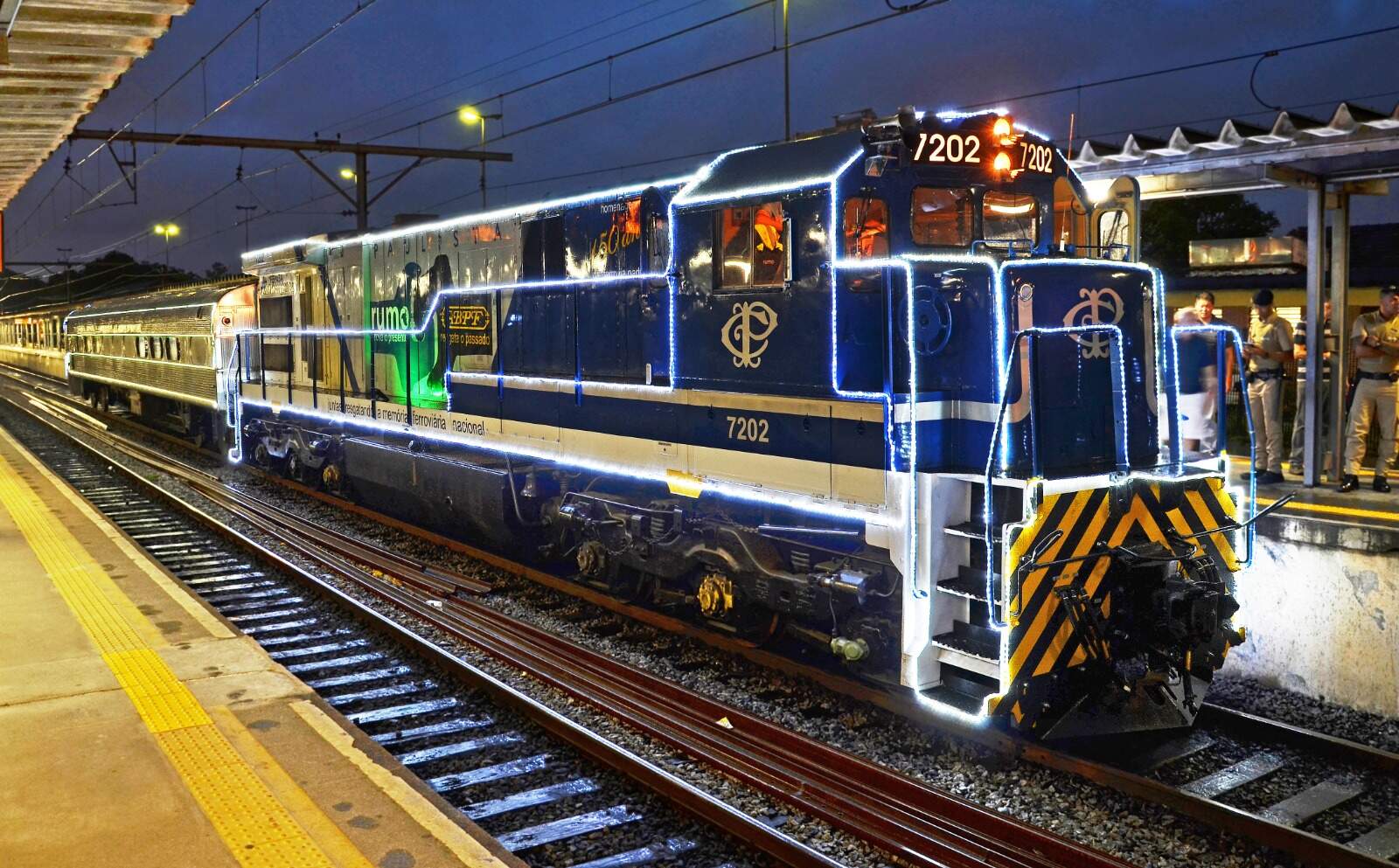 'Rumo ao Natal' traz trem iluminado à região em dezembro