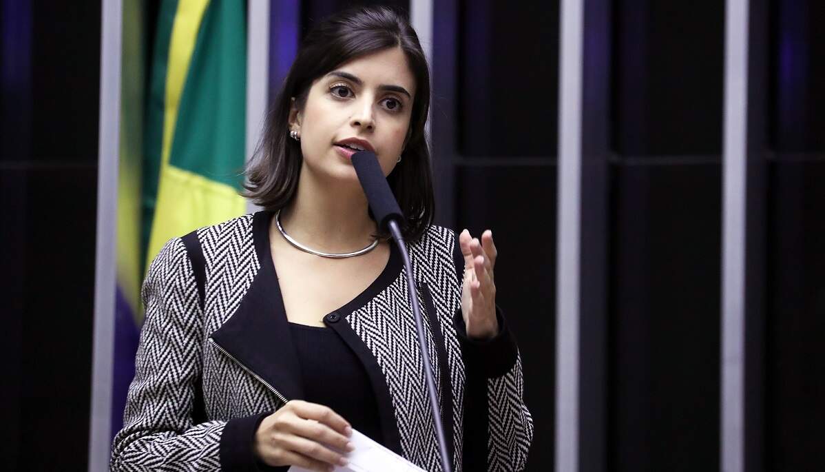 Tabata diz que processará Marina Helena por acusação em debate sobre viagens em jatinho particular