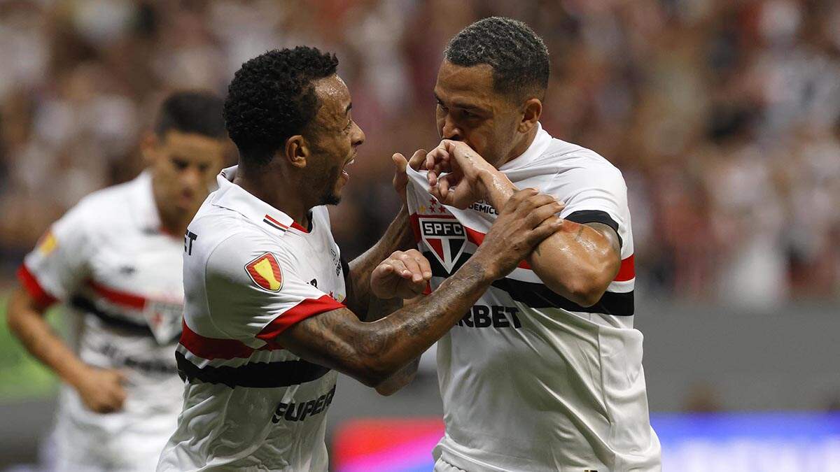 São Paulo vence Inter de Limeira, se recupera e evita eliminação do Corinthians