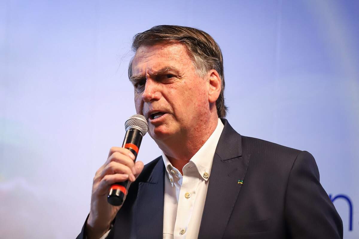 Bolsonaro pede indenização de R$ 50 mil a Boulos por declarações sobre morte de Marielle Franco