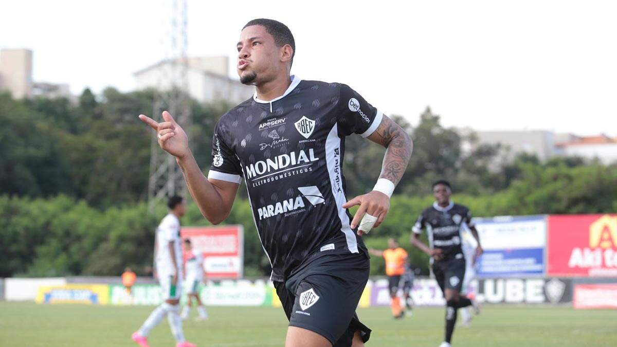 Autor dos gols do título da A4, Raphael Lopes tem futuro incerto no Rio Branco