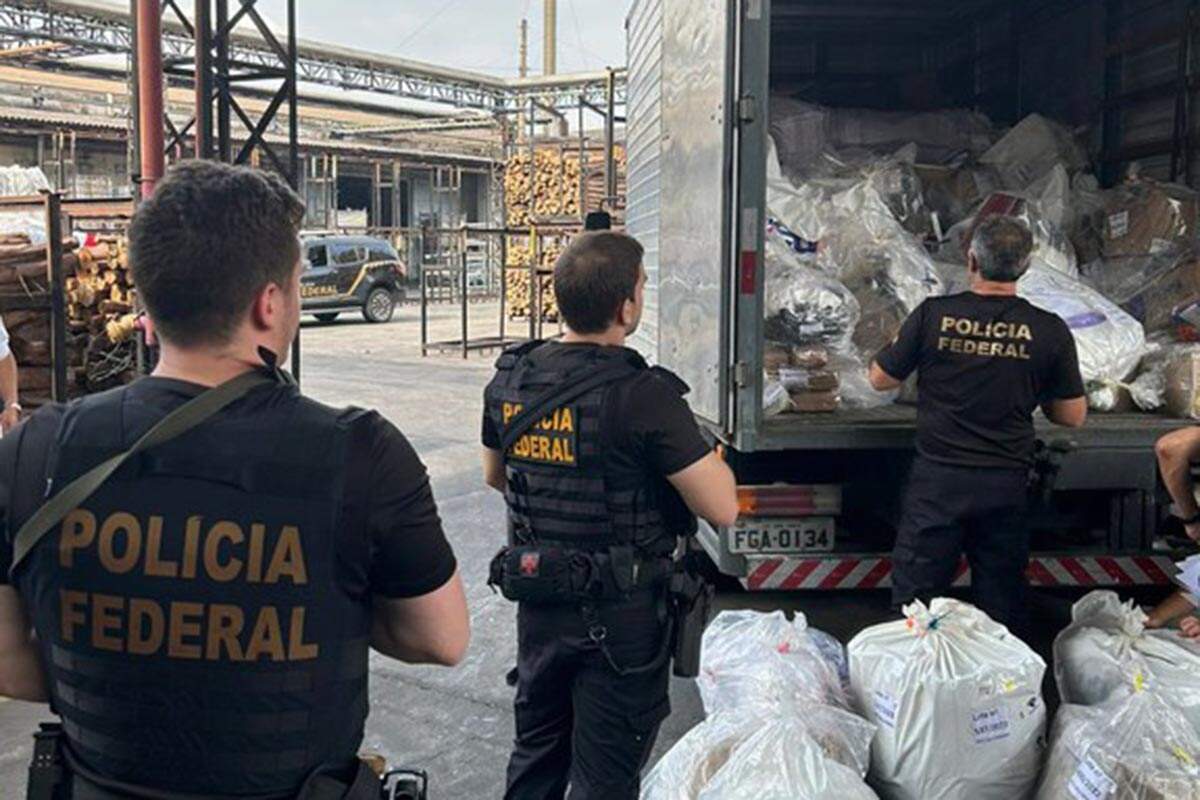 Polícia Federal incinera 410 kg de drogas em Nova Odessa