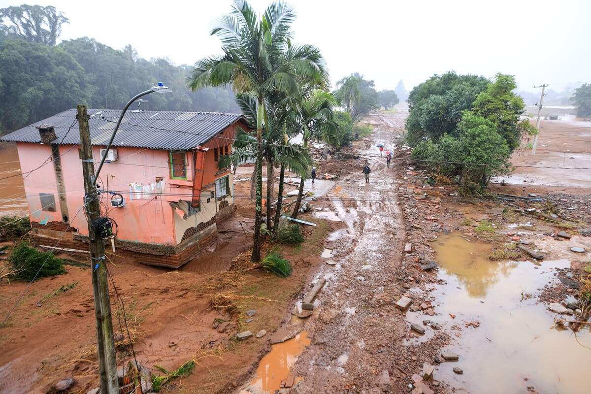 Correios recebem doações para vítimas das chuvas no Rio Grande do Sul