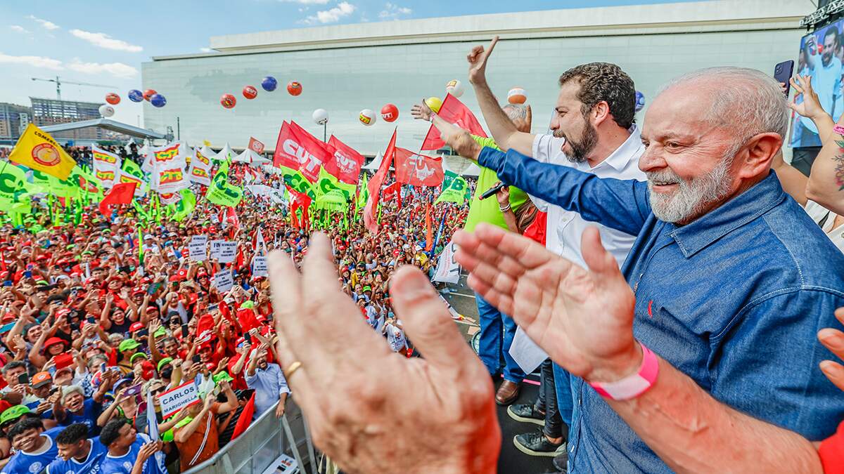 Lula reclama de baixo público em ato do 1º de maio e diz que 'evento foi mal convocado'