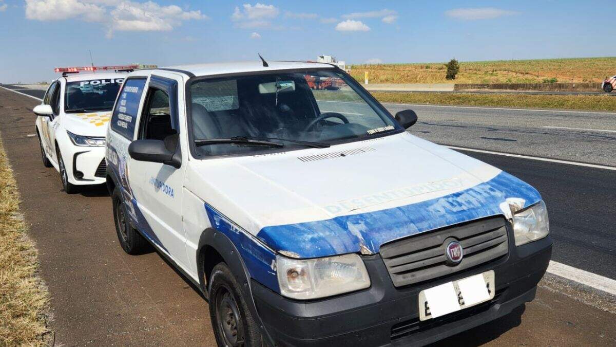 Polícia Rodoviária apreende Fiat Uno com mais de 700 multas de trânsito em Sumaré