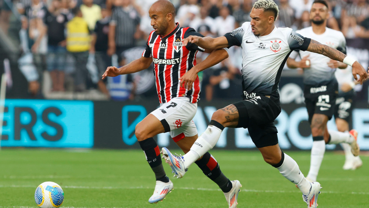 Corinthians e São Paulo empatam clássico tenso com golaços e tempos opostos