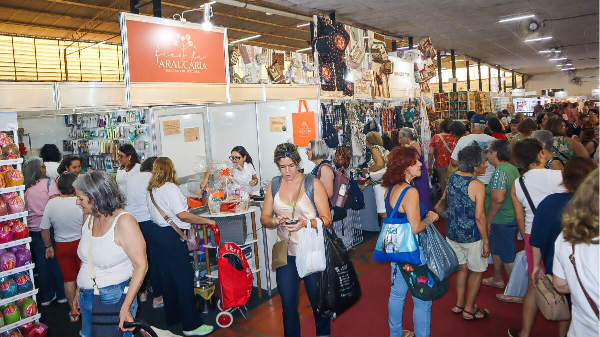 Feira de patchwork em Americana reúne 26 caravanas e público de 4 mil pessoas no primeiro dia