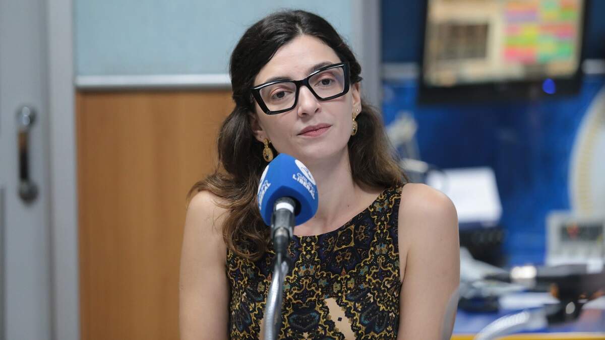 Justiça julga improcedente ação contra Maria Giovana em caso de disparo de mensagens