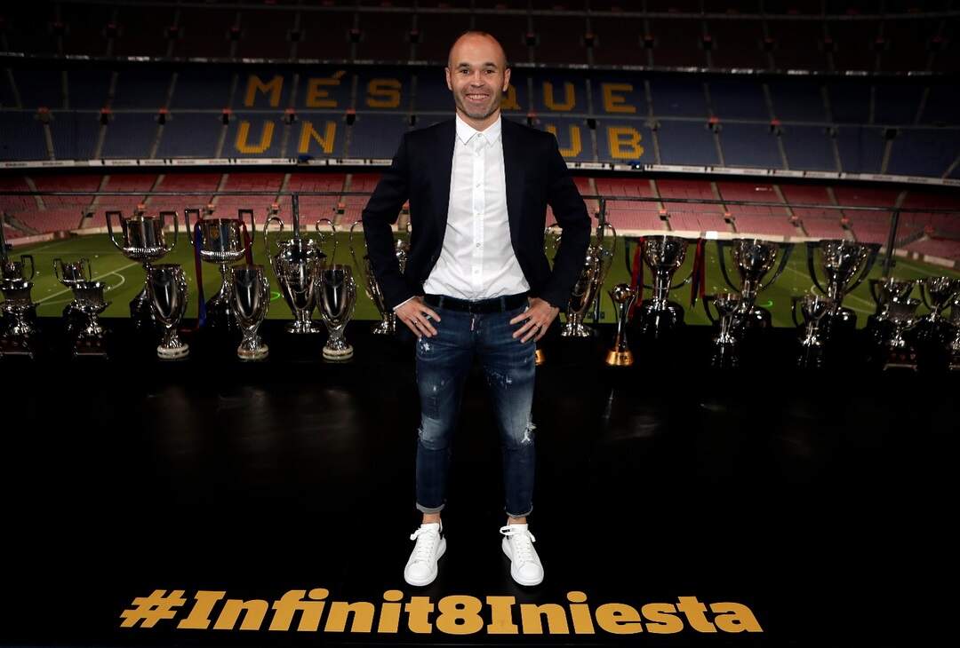 Lenda do Barcelona e da seleção espanhola, Iniesta anuncia despedida dos gramados